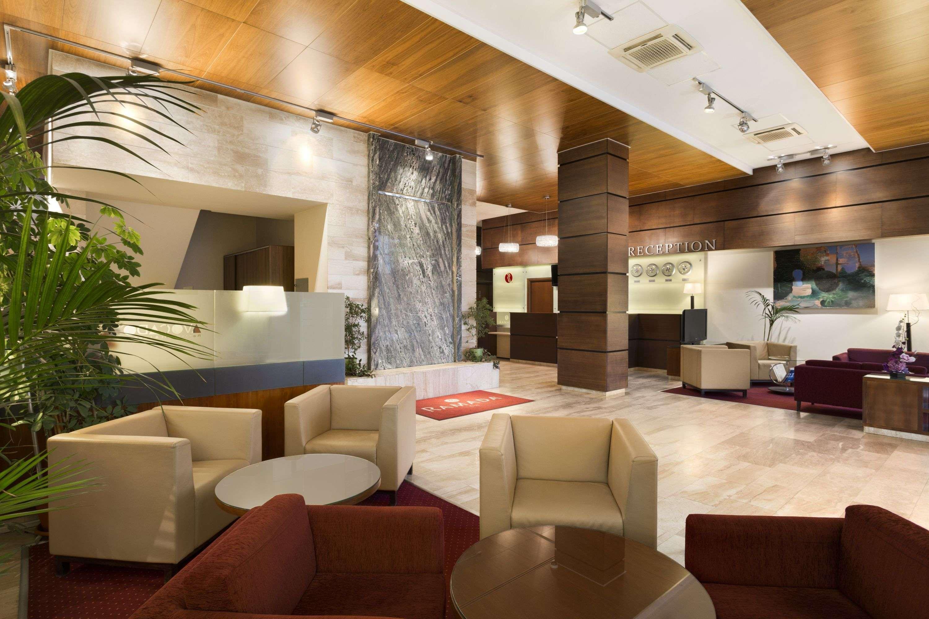 Hotel Wyndham 5*