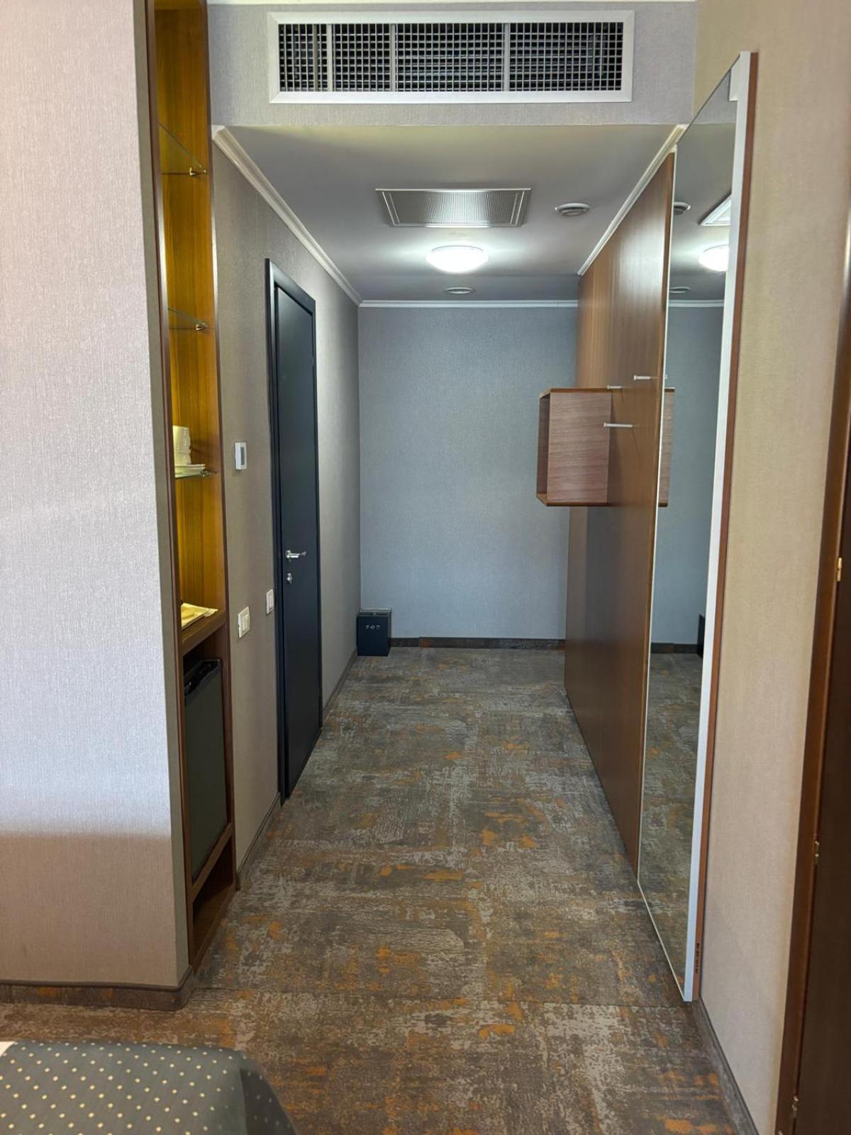 Wyndham Hotel 5*
